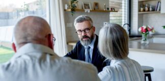 Fidelity reveals when borrowing beats selling stocks