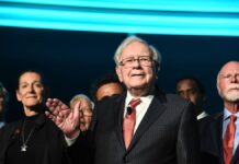 Warren Buffett’s take on teacher pay rings especially true today