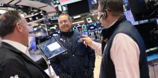 Jim Cramer doubles down on his bold call on memory stocks