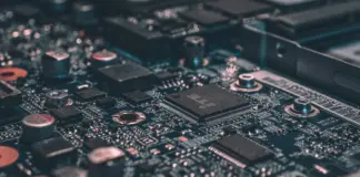 Nvidia price prediction: $300 bull case vs $150 bear case