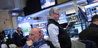 JPMorgan doubles down on stock market, S&P 500