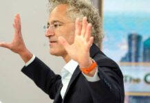 Mercury Systems just handed Palantir the keys to its factories