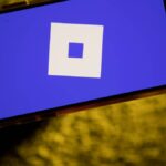 Deutsche Bank sees jarring signs in Roblox as stock crashes