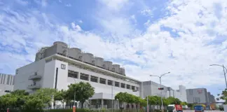 TSMC TSM stock prediction: $610 bull case vs $265 bear case